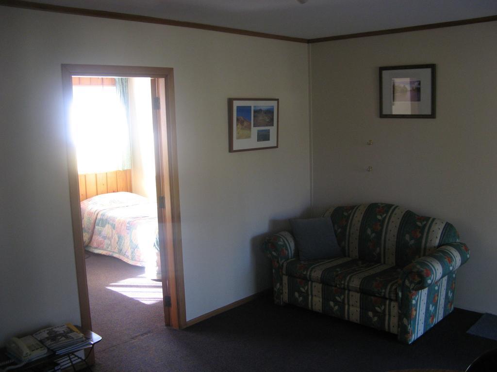 Tongariro River Motel Turangi Exteriör bild