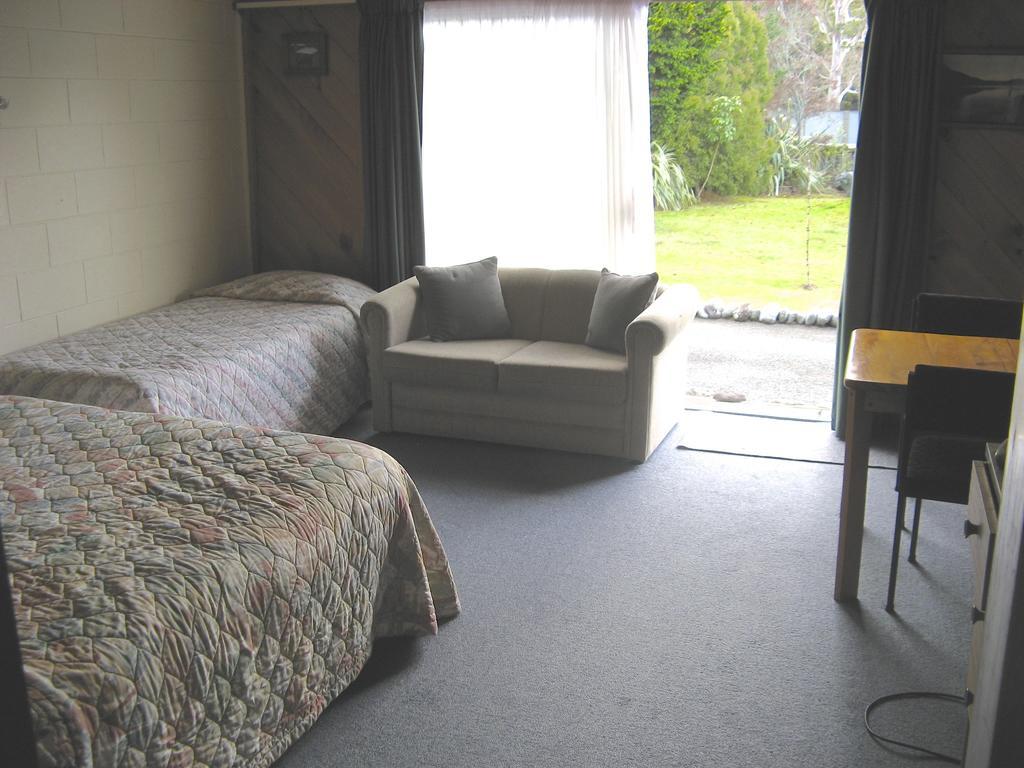 Tongariro River Motel Turangi Exteriör bild