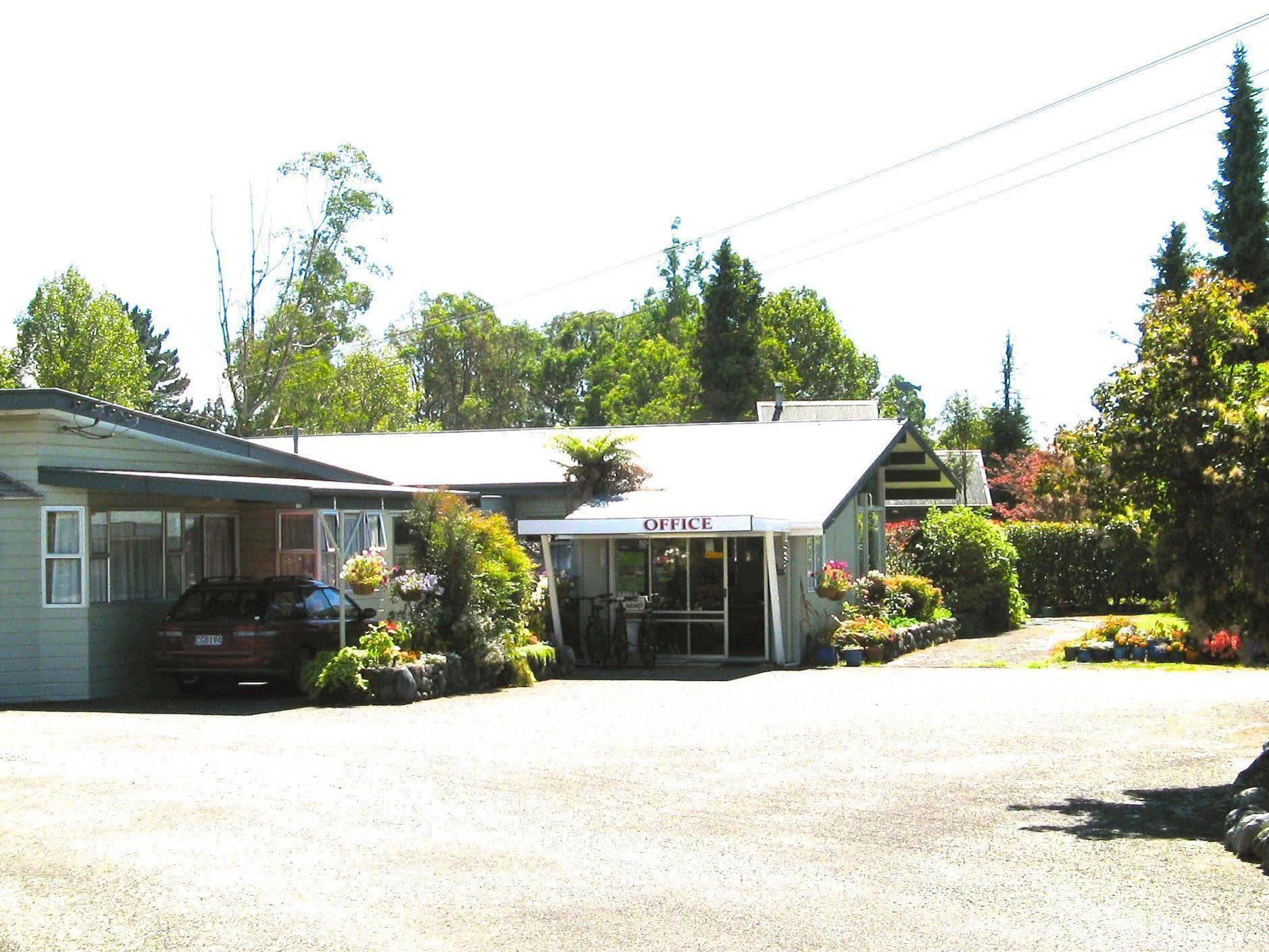 Tongariro River Motel Turangi Exteriör bild